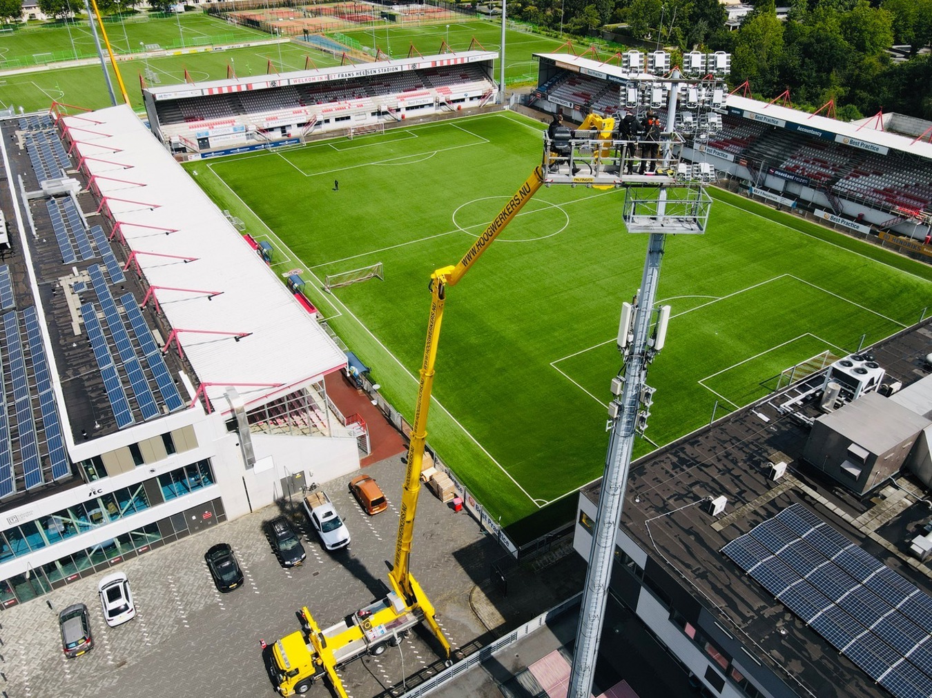 LED lighting | Stadium lighting | football field TOP Oss installation Lumosa lights