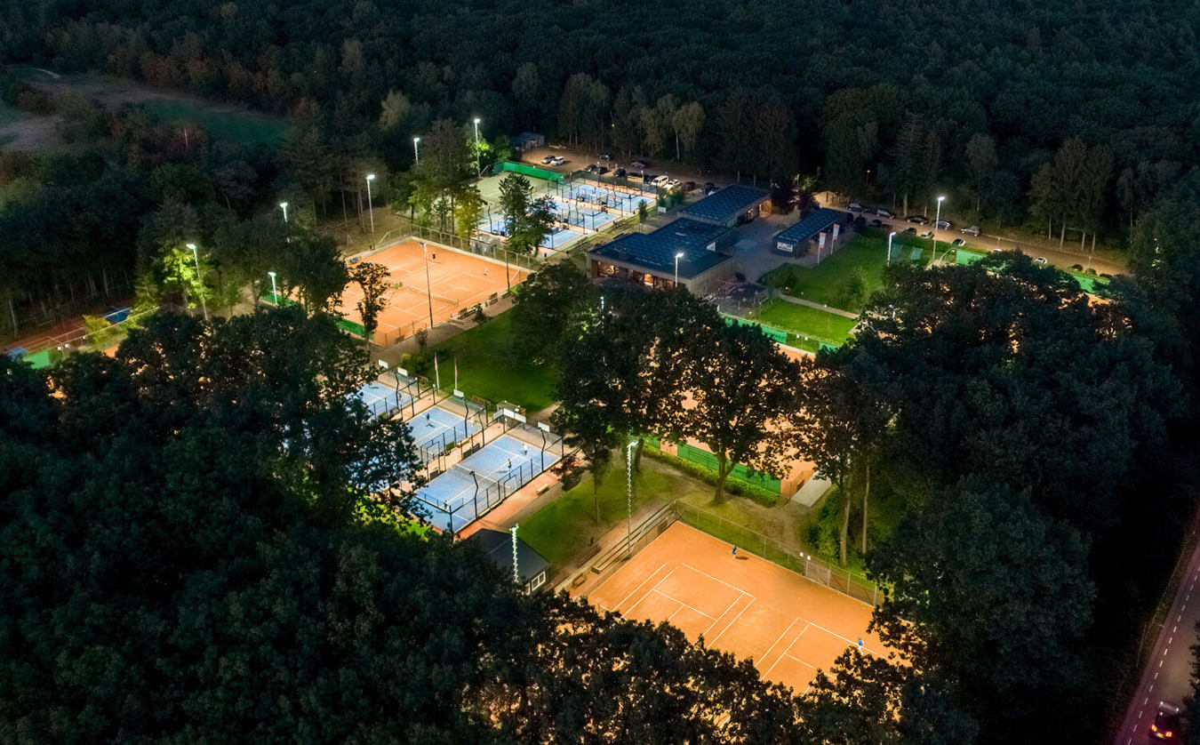 Lumosa LED lighting for tennis and padel